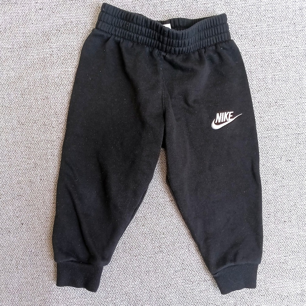 Nike Joggers Toddler 2T Black Good Fleece Swoosh Logo Elastic Waist Sweatpants